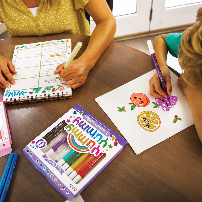 Yummy Yummy: Fruit Scented Markers