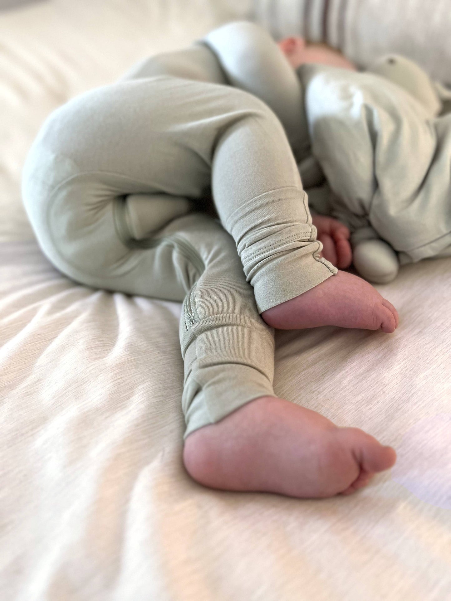 Blush Convertible Pjs | Gunamuna