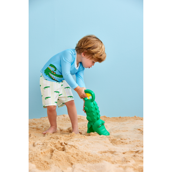 Green Gator Beach Scoop