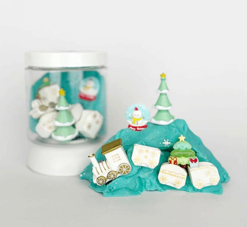 Mini Dough-to-Go Play Kits | Holiday
