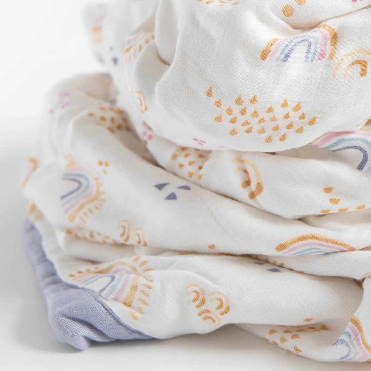 Rainbows and Raindrops | Deluxe Muslin Quilted Throw