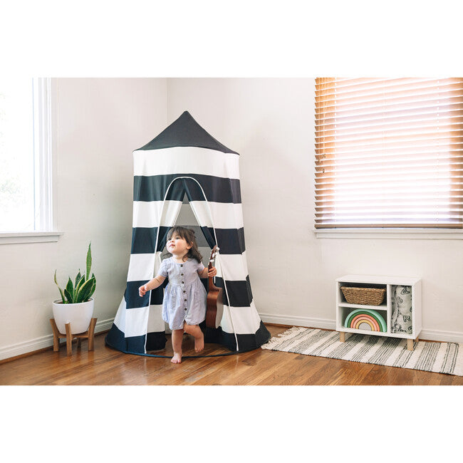 Black and White Pop Up Playhome